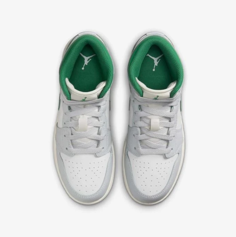 Air Jordan 1 Mid – White / Pine Green