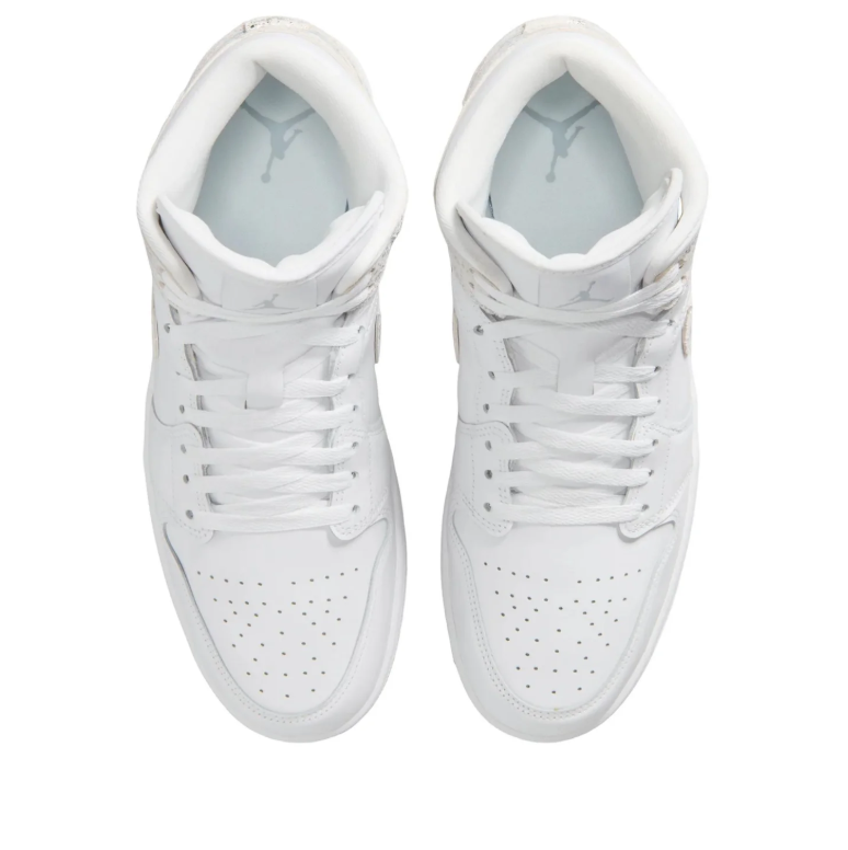 Air Jordan 1 Mid – Triple White