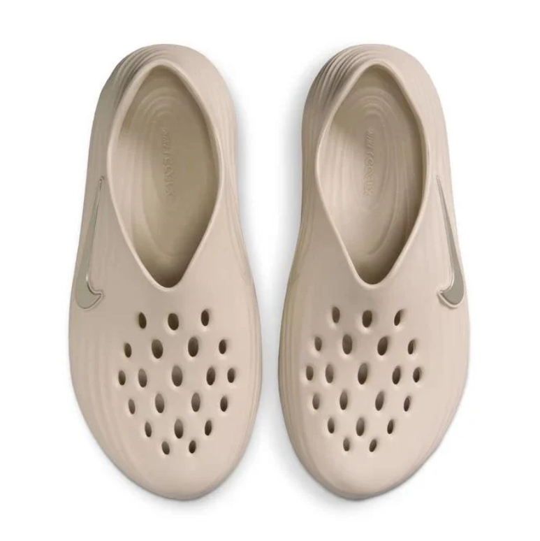 Minimalist Perforated Slip-On Clogs – Cream / Beige