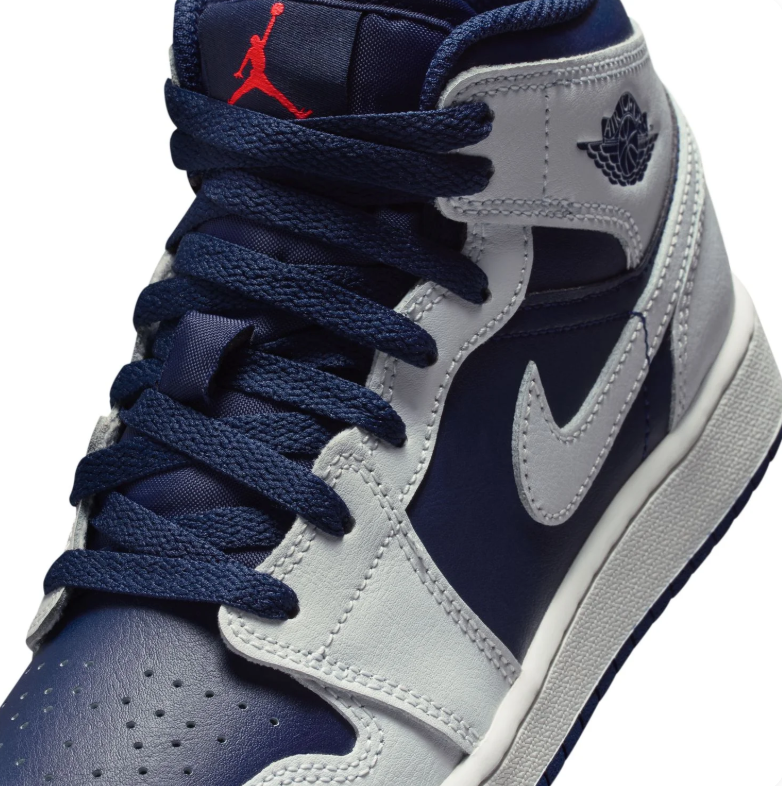 Air Jordan 1 Mid – Grey / Midnight Navy / White