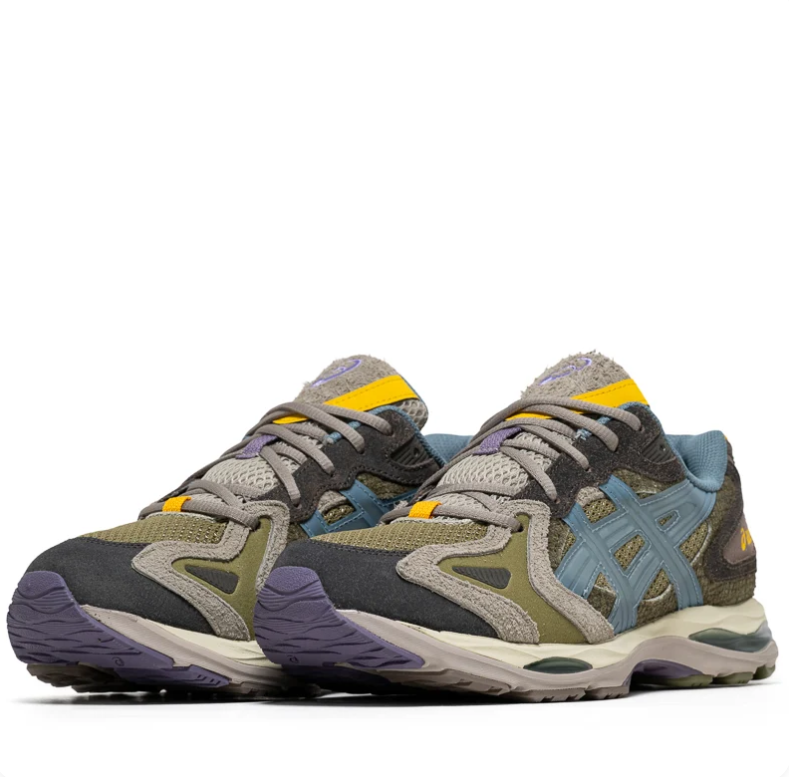 Multi-Color Retro Running Sneakers – Olive / Blue / Yellow
