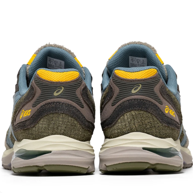 Multi-Color Retro Running Sneakers – Olive / Blue / Yellow